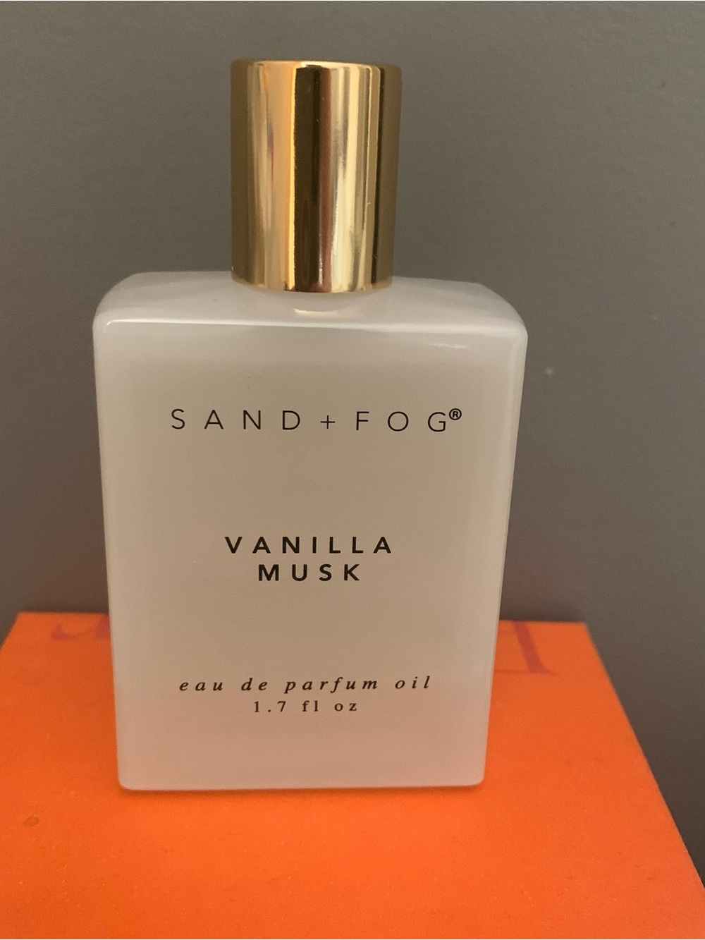Sand + Fog Vanilla Musk Eau De Parfum Oil Rollerball 50 ml.